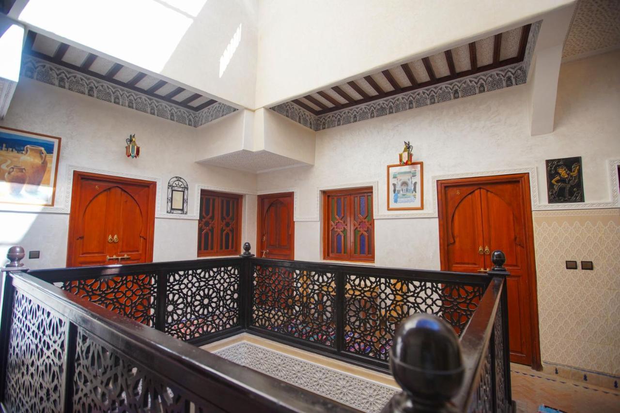 Riad Lalla Marrakech - Ideal For Solo, Family & Groups Hotel Маракеш Екстериор снимка