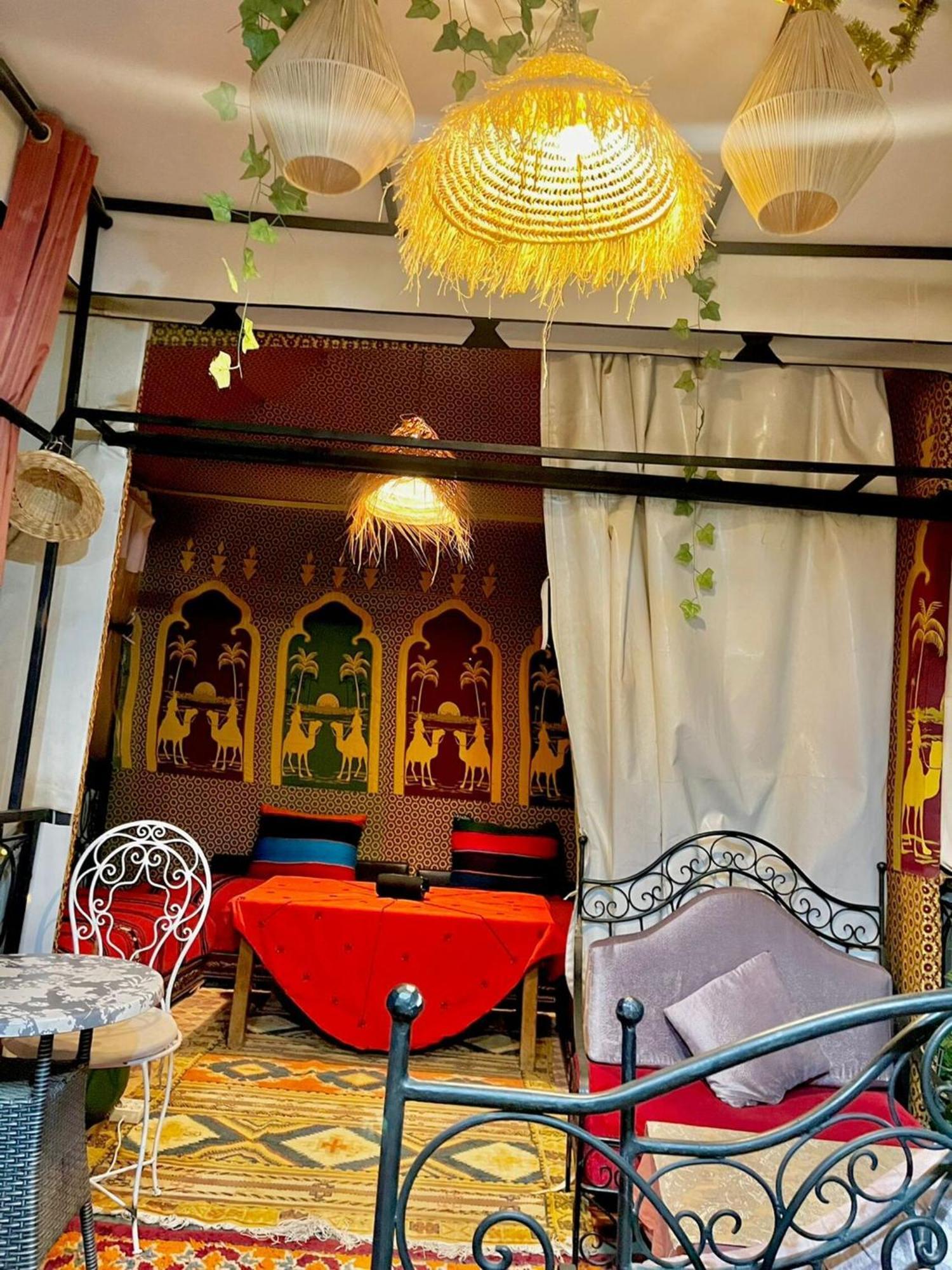 Riad Lalla Marrakech - Ideal For Solo, Family & Groups Hotel Маракеш Екстериор снимка