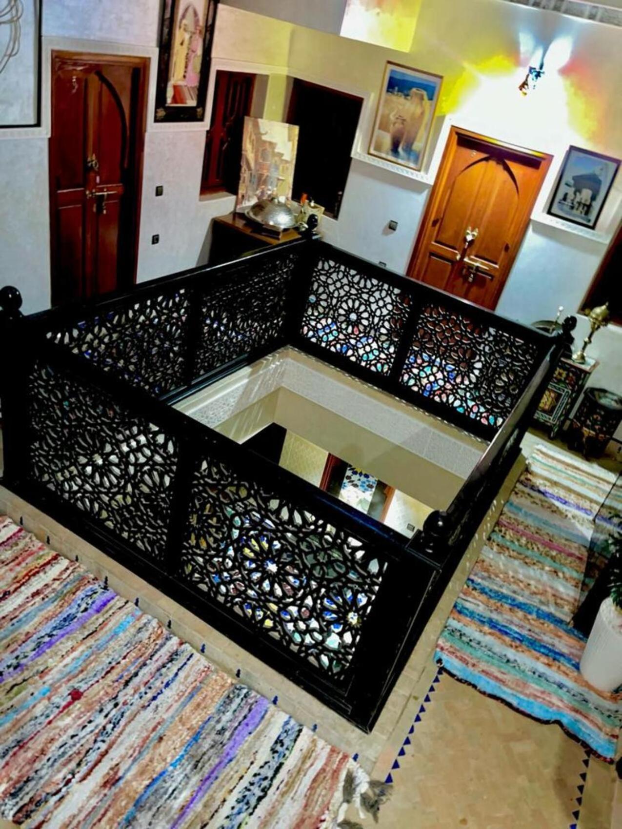 Riad Lalla Marrakech - Ideal For Solo, Family & Groups Hotel Маракеш Екстериор снимка